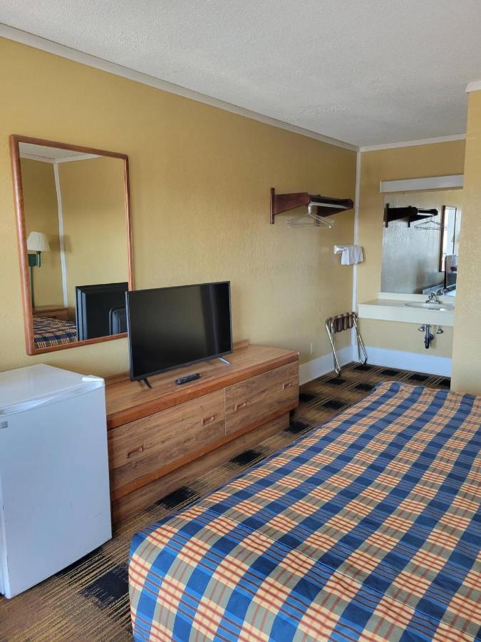 Smokies Inn - New Linens & Ultrafast Wifi - Friendliest Hospitality Guaranteed! Kodak Dış mekan fotoğraf